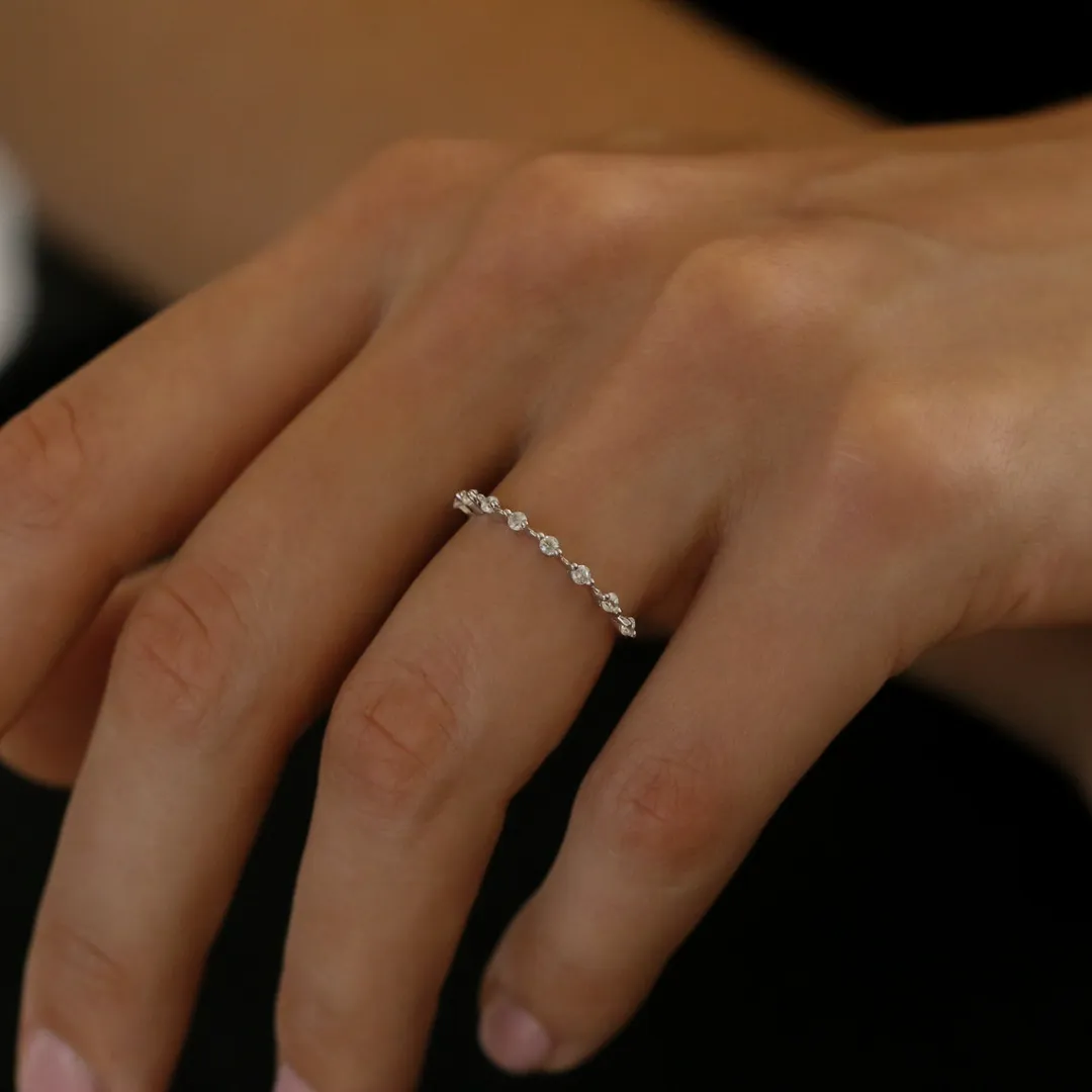 /public/photos/live/Eternity Wedding Band-1074 (9).webp